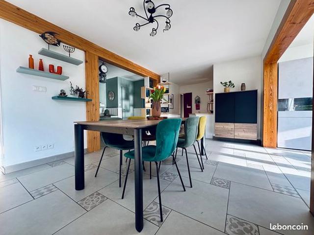 Maison 8 pièces 134 m²