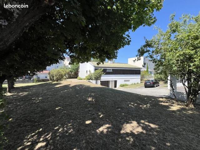 Maison 8 pièces 134 m²