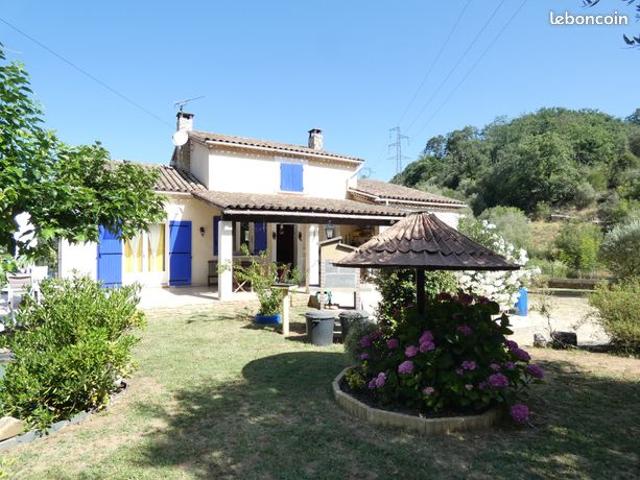 Maison 8 pièces 179 m²