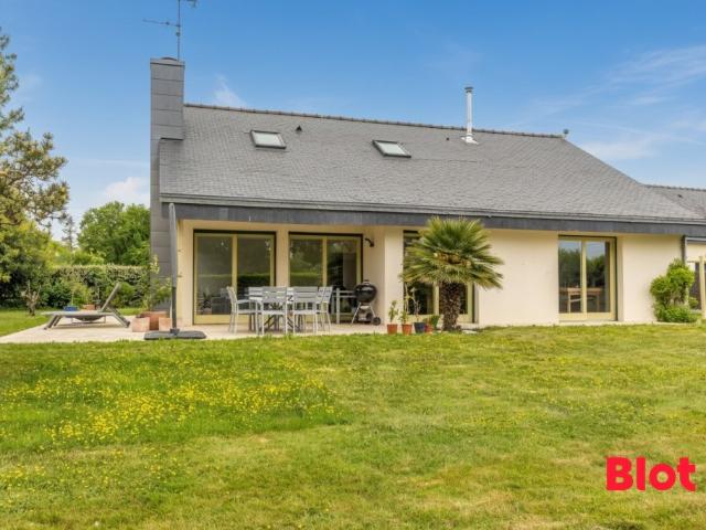 Maison 8 pièces 135 m²