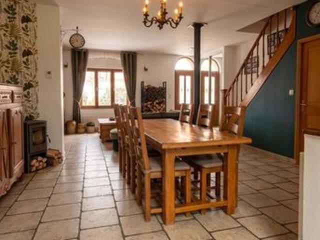 Maison 8 pièces 135 m²