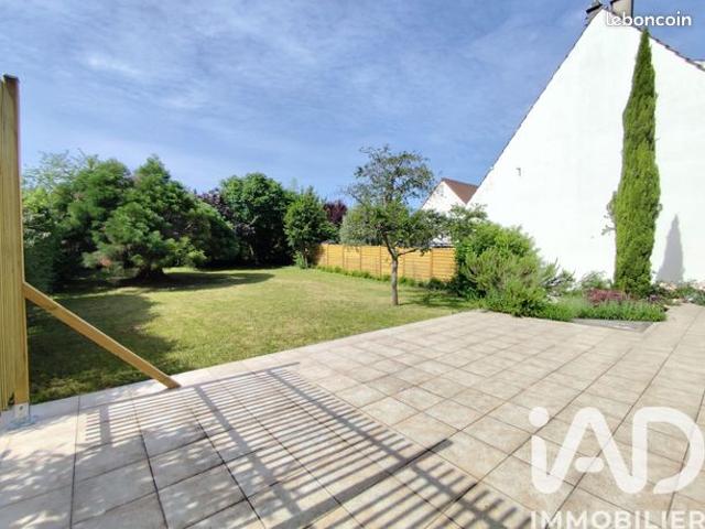 Maison 8 pièces 135 m²