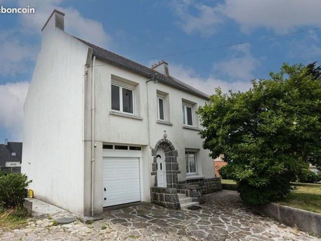 Maison 8 pièces 136 m²
