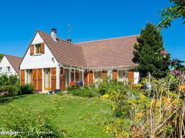 Maison 8 pièces 136 m²