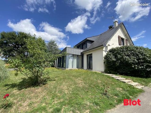 Maison 8 pièces 136 m²