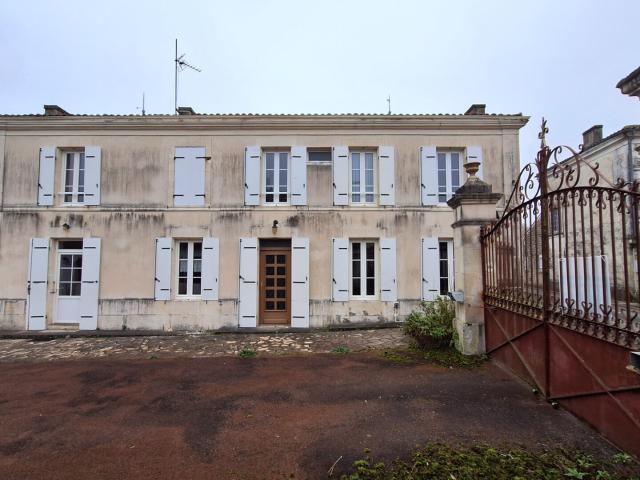 Maison 8 pièces 136 m²