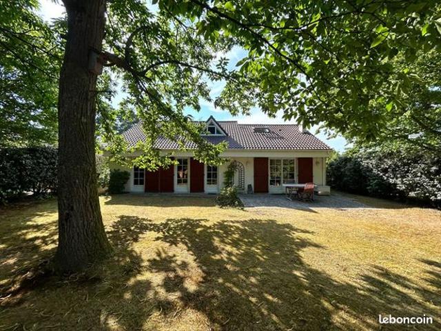 Maison 8 pièces 136 m²