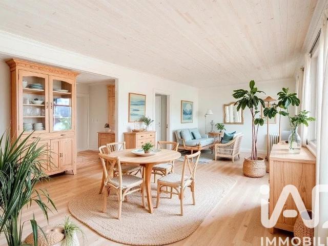 Maison 7 pièces 136 m²