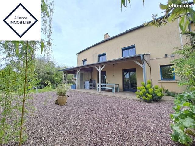 Maison 8 pièces 136 m²
