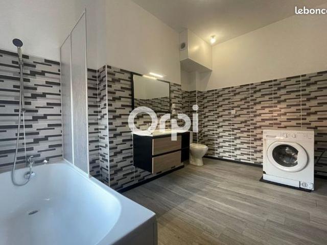 Maison 8 pièces 136 m²