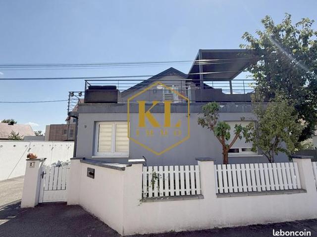 Maison 8 pièces 136 m²