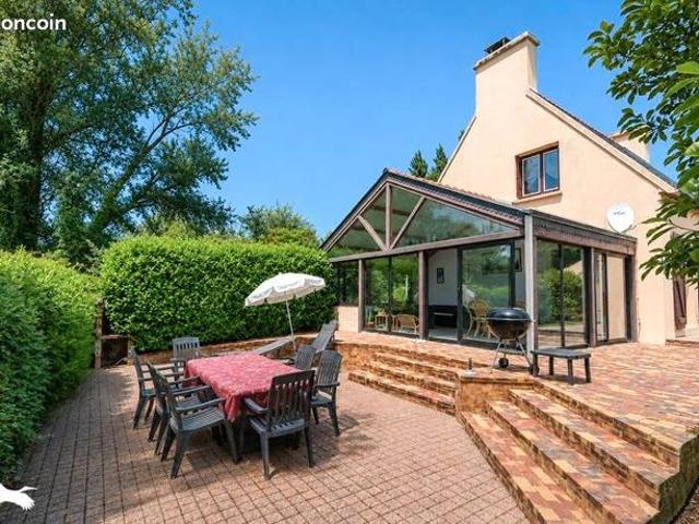 Maison 8 pièces 136 m²