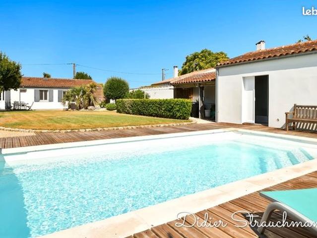 Maison 8 pièces 136 m²