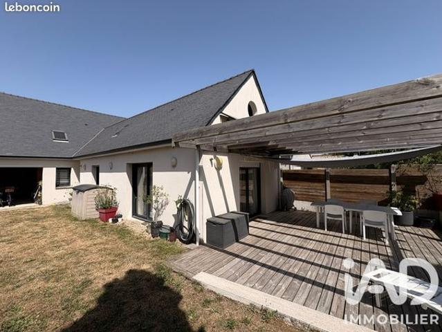 Maison 8 pièces 136 m²