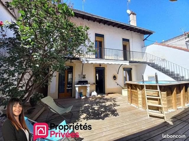 Maison 8 pièces 137 m²