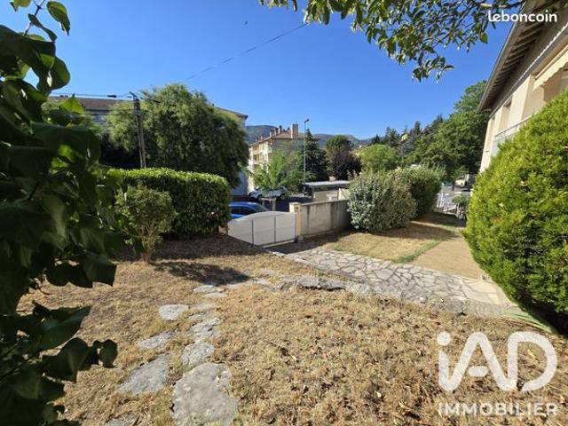 Maison 8 pièces 137 m²