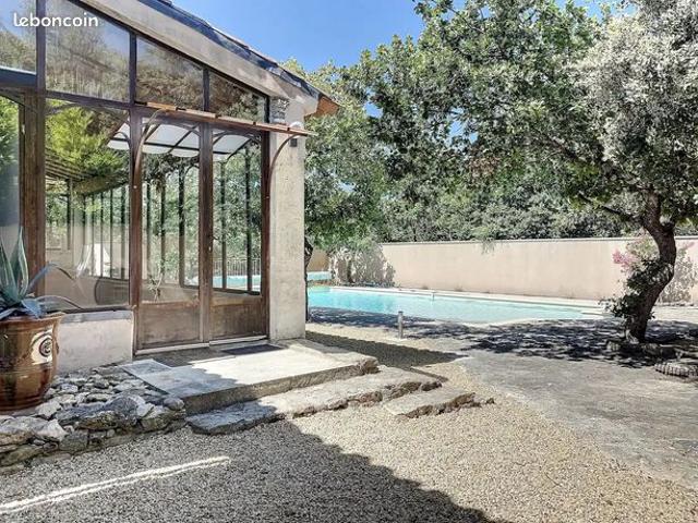 Maison 8 pièces 137 m²