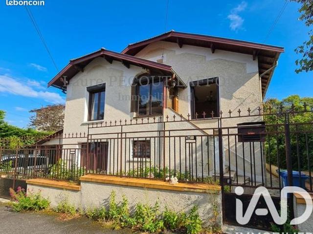 Maison 8 pièces 137 m²
