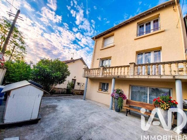 Maison 8 pièces 137 m²