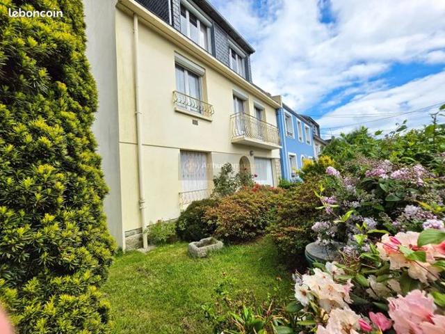 Maison 8 pièces 137 m²