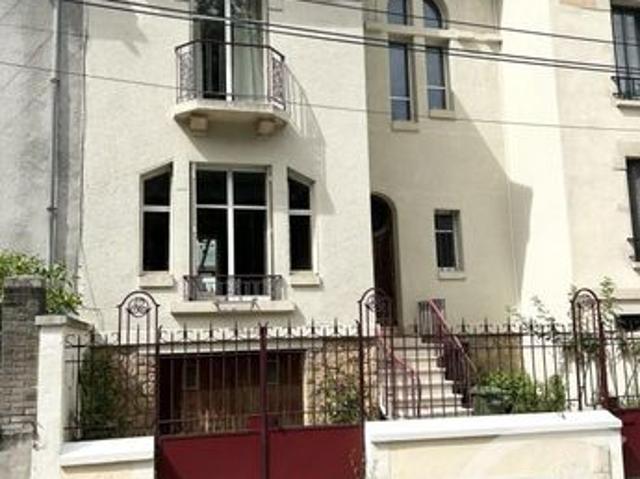 Maison 8 pièces 137 m²