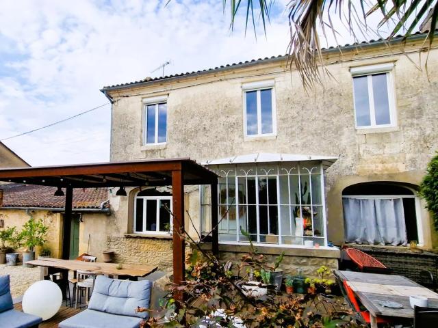 Maison 8 pièces 137 m²