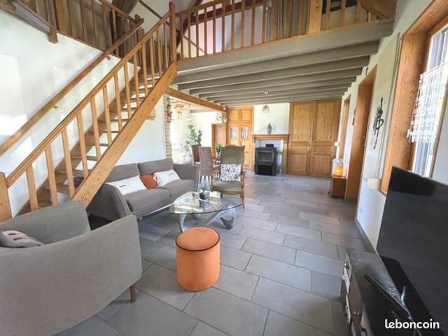 Maison 8 pièces 138 m²
