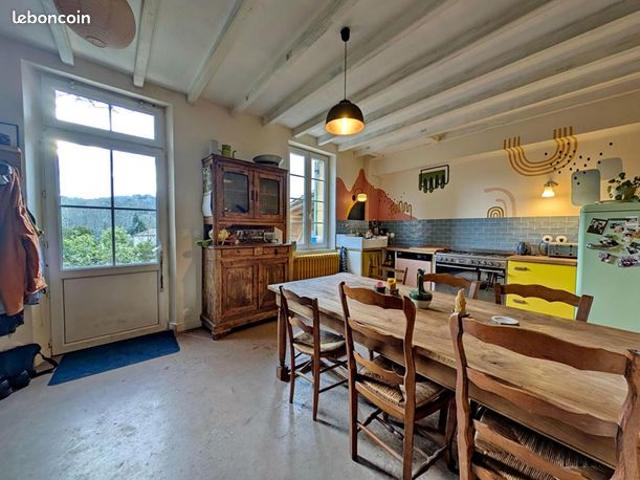 Maison 8 pièces 138 m²