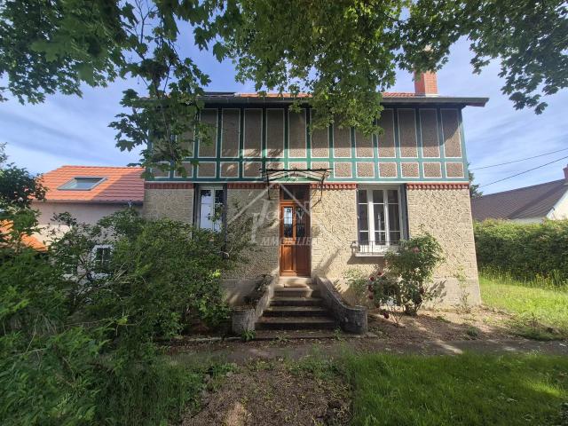 Maison 8 pièces 139 m²