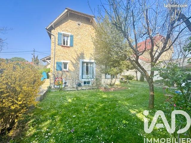Maison 8 pièces 139 m²