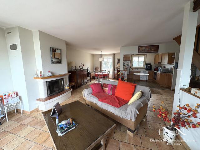 Maison 8 pièces 139 m²