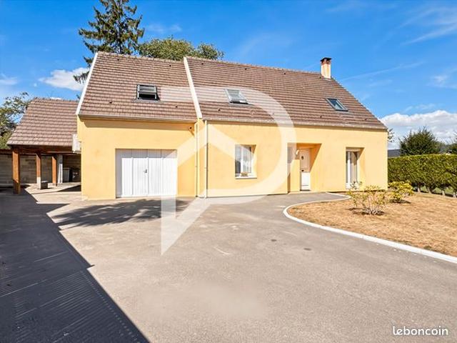 Maison 8 pièces 130 m²