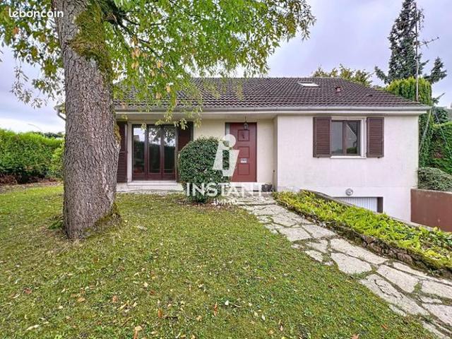 Maison 8 pièces 130 m²