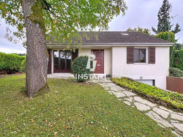 Maison 8 pièces 130 m²