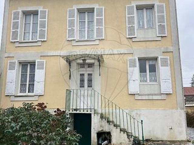 Maison 8 pièces 130 m²