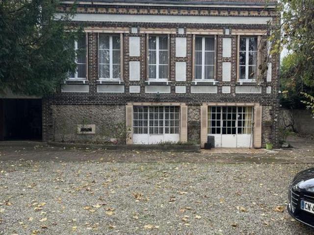 Maison 8 pièces 130 m²