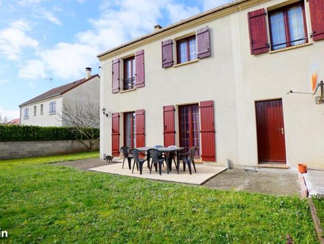 Maison 8 pièces 130 m²