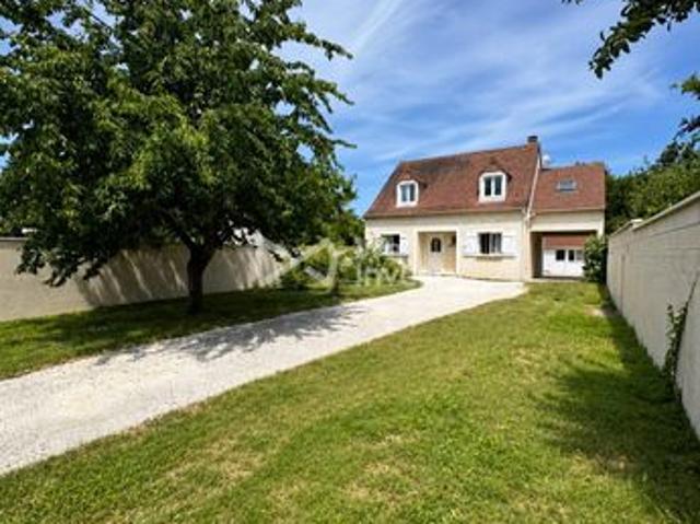 Maison 8 pièces 130 m²