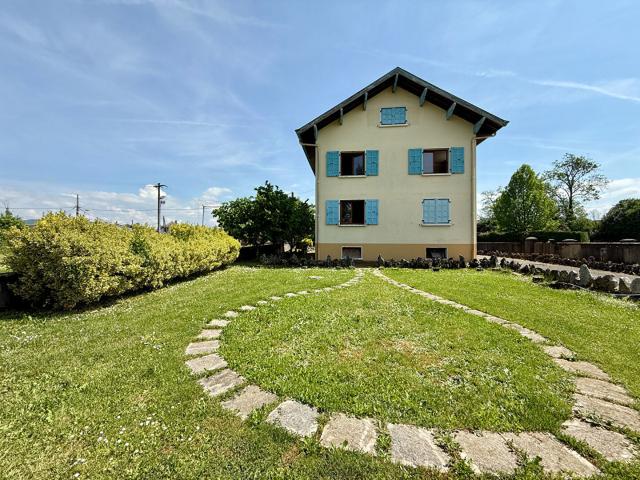Maison 8 pièces 130 m²
