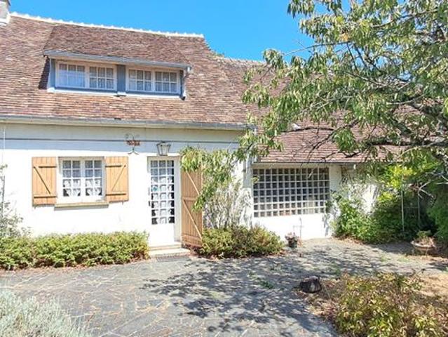 Maison 8 pièces 130 m²