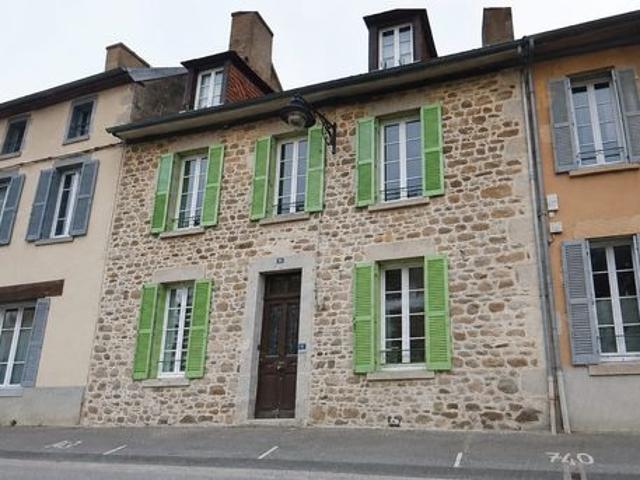 Maison 8 pièces 130 m²