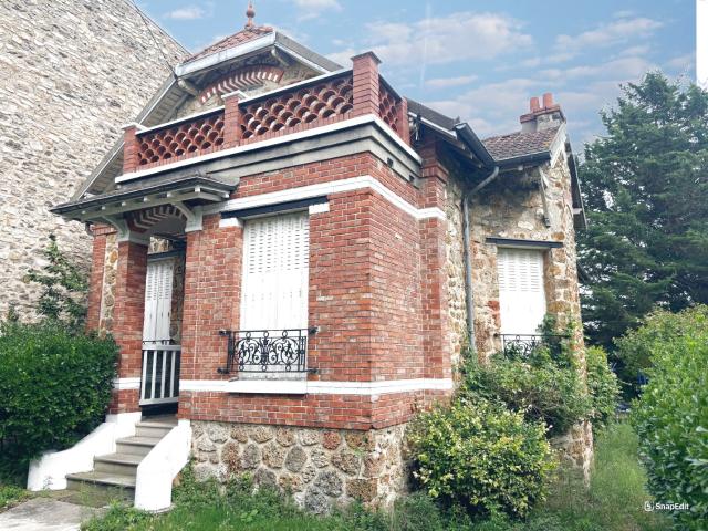 Maison 8 pièces 130 m²