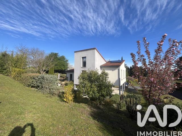 Maison 8 pièces 130 m²