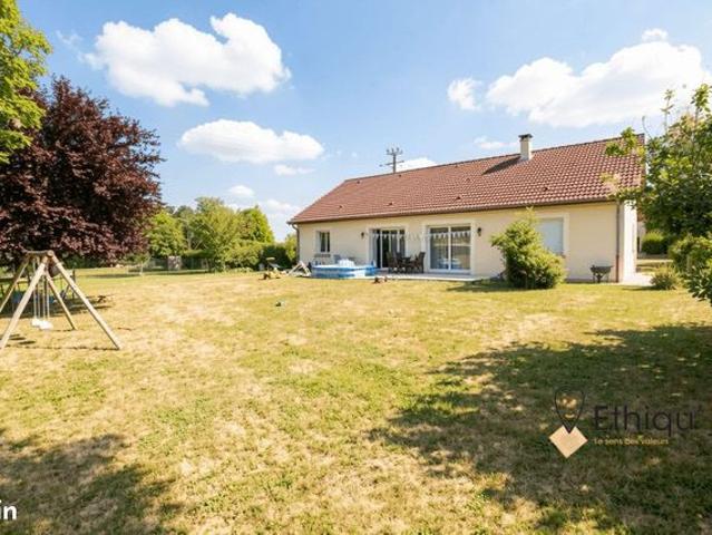 Maison 8 pièces 130 m²