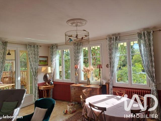 Maison 8 pièces 130 m²