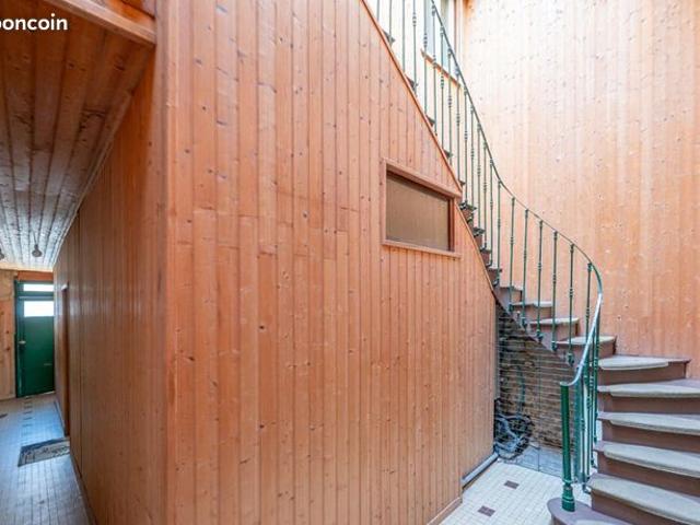 Maison 8 pièces 131 m²