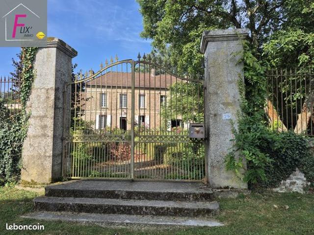 Maison 8 pièces 131 m²