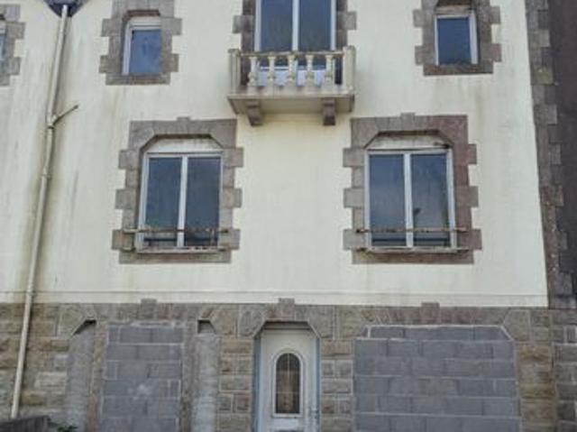 Maison 8 pièces 131 m²