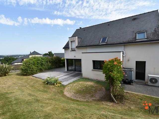 Maison 8 pièces 131 m²