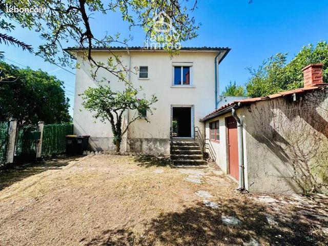 Maison 8 pièces 131 m²